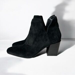 🌻New w.tags BLONDO Neda Black Waterproof Suede Ankle Boots Booties Size 6